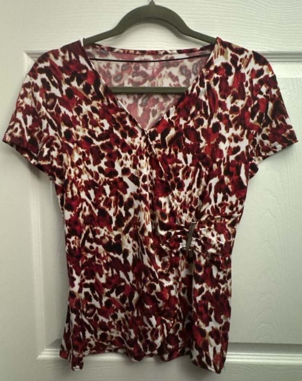 212 Collection Women's V-Neck Short Sleeve Leopard Print Faux Wrap Top size smal